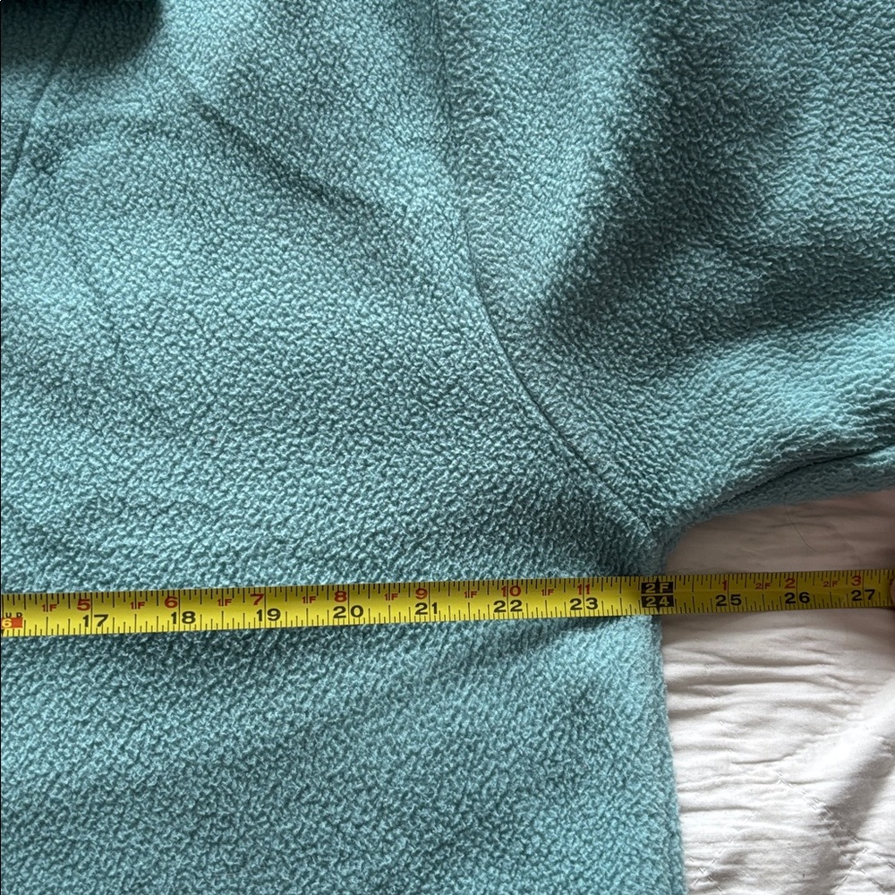 LL Bean Fleece Robe - Picture 4 of 8